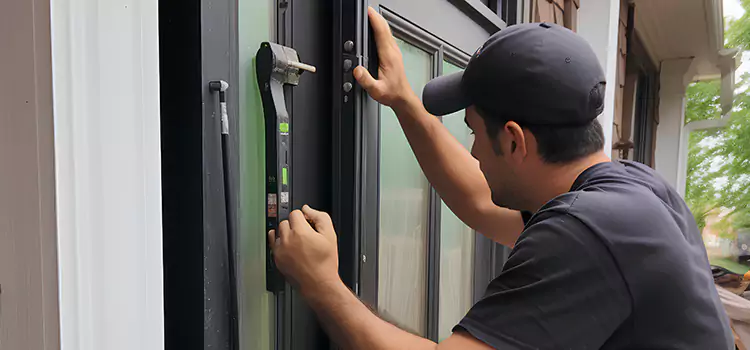 Fix Latch on Sliding Door Marina