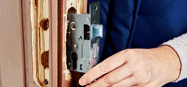 Garage Door Lock Replacement Marina